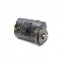 Насос шестеренный BOBCAT 7024735